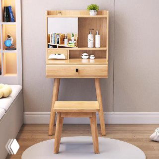 Туалетный столик из светлого дуба с зеркалом и табуретом в современном интерьере, вид спереди, натуральная текстура дерева.