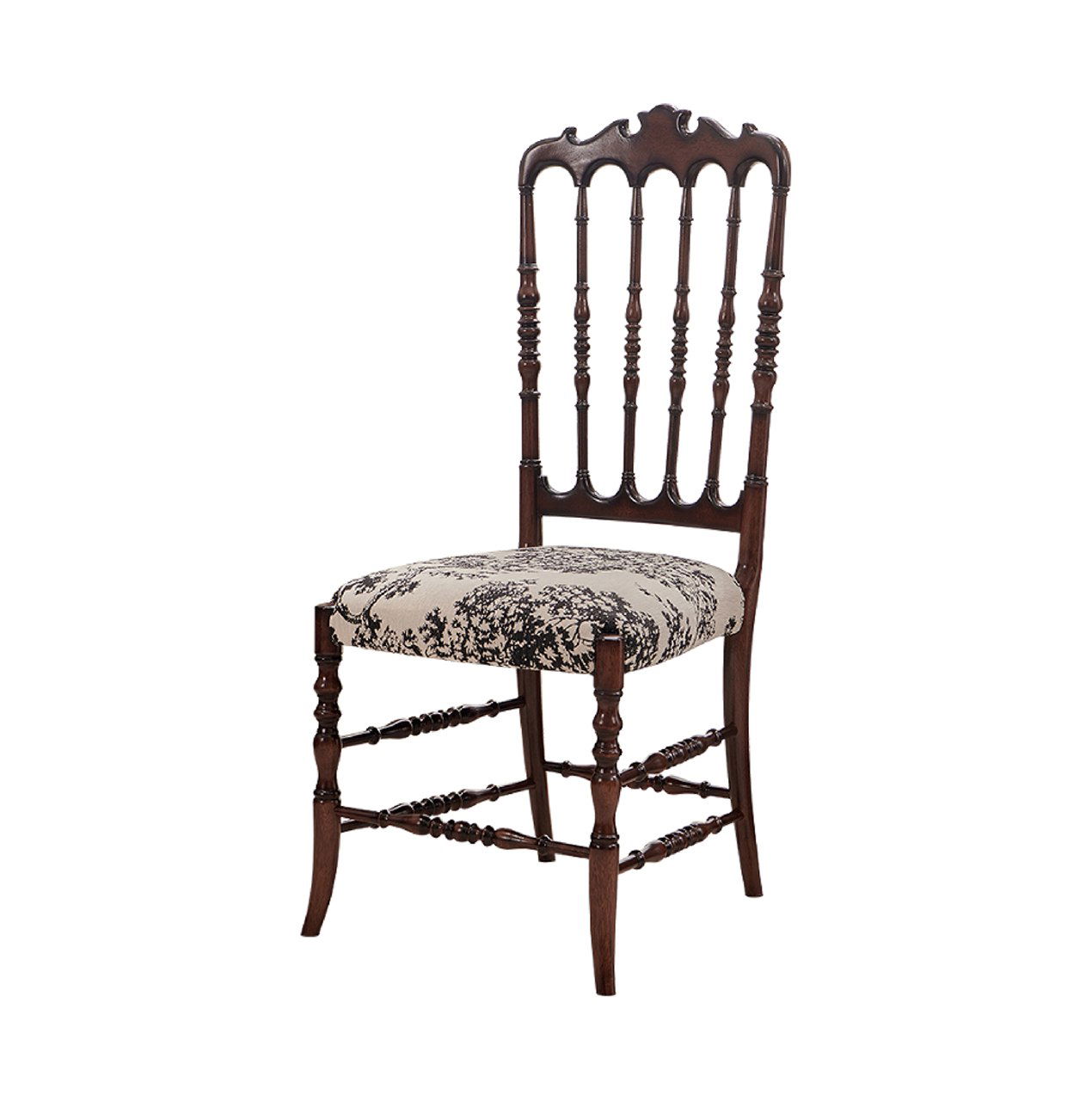 Деревянный стул из массива дуба с резной высокой спинкой и мягким сиденьем в светлой обивке, товар каталога WoodSkin.