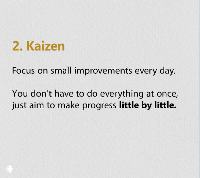 Слайд с заголовком «Kaizen»: совет фокусироваться на небольших ежедневных улучшениях; бежевый фон, текст подчёркивает постепенный прогресс.