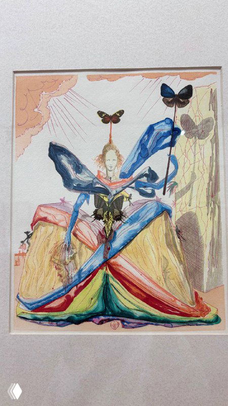 Красочное акварельное или гуашевое полотно с фантазийной фигурой и декоративными элементами, один из живописных листов в экспозиции