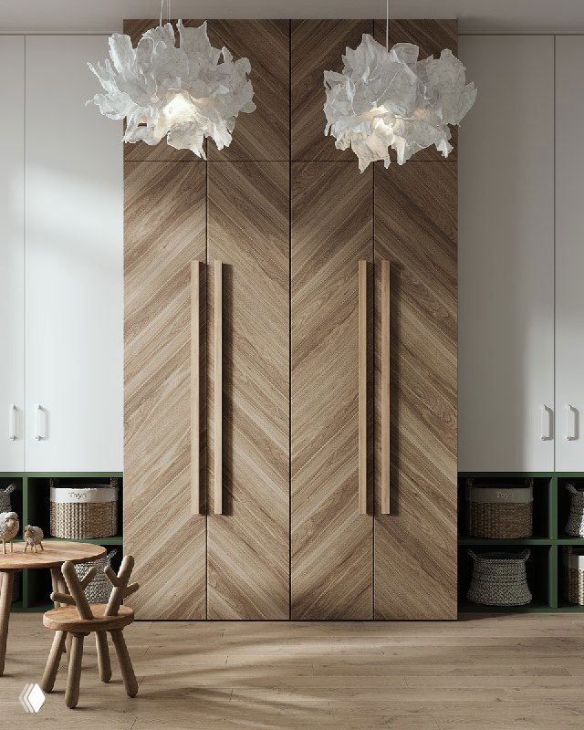 Зона хранения: высокий шкаф с рисунком из дерева «ёлочкой», открытые ниши для корзин и бумажные люстры в виде облаков над шкафом.