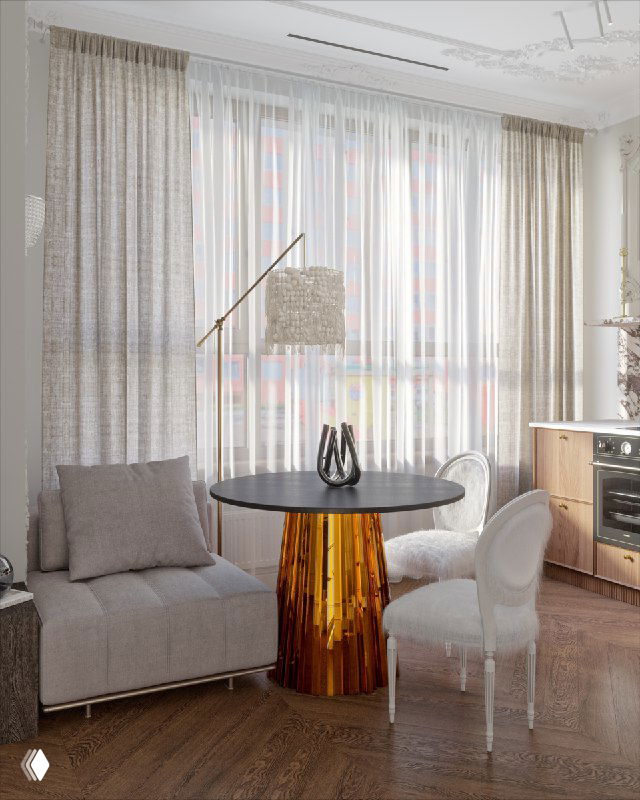 Обеденная зона проекта: круглый стол с золотой базой, кресла с тканевой и перьевой обивкой на фоне светлых штор и паркетного пола.