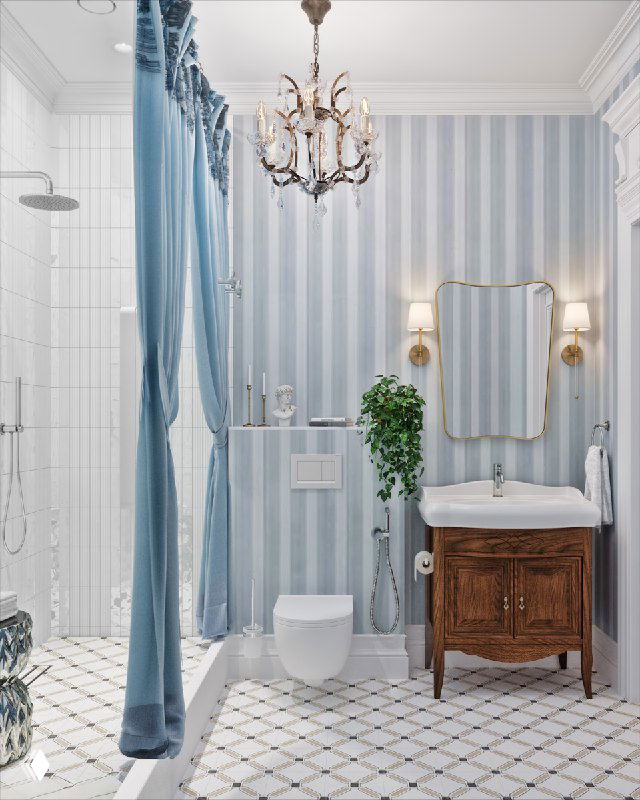 Ванная: голубые полосатые стены, деревянная тумба с раковиной, белая сантехника, антикварная хрустальная люстра и узорная напольная плитка.