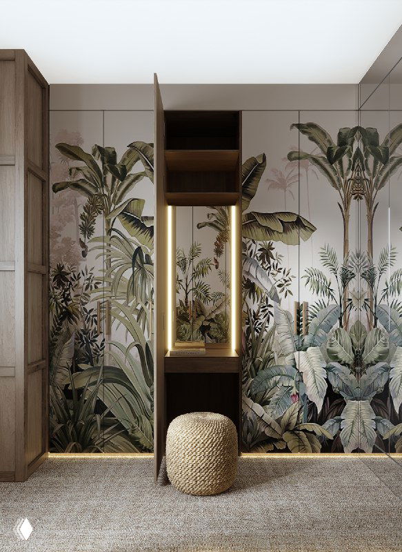 Ниша-макияжный отсек в гардеробной с зеркалом и подсветкой, пуфом и расписными тропическими панелями, создающими атмосферу джунглей в интерьере.