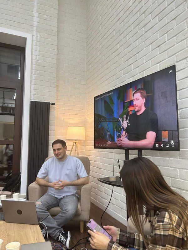 Как заявить о себе, не превращаясь в инфоцыгана?