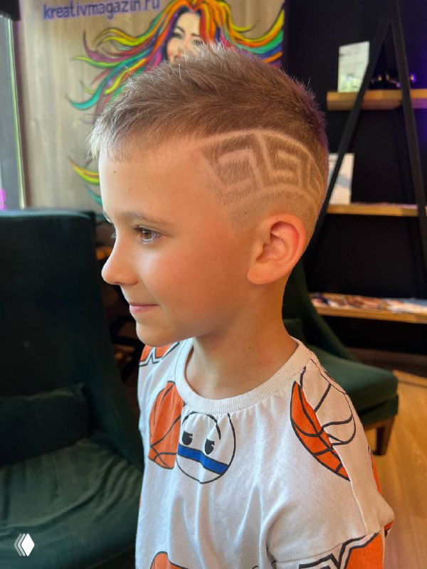 Стрижка детская с рисунком