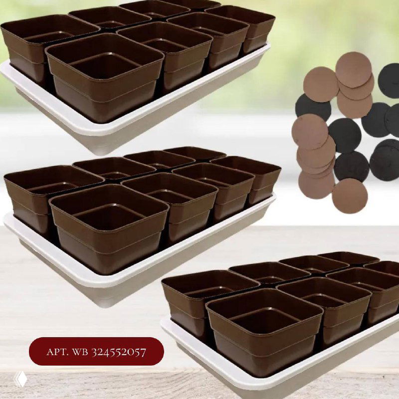 Коричневые квадратные одноразовые горшочки в лотке с поддоном, несколько штук в ряду, промо-изображение артикул WB 324552057.