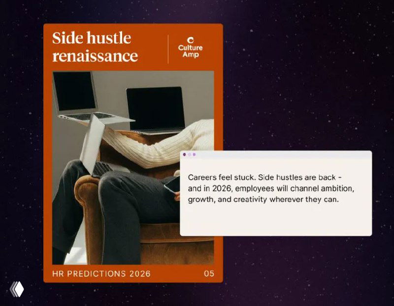 Оранжевая карточка Culture Amp с изображением ноутбуков и стопки бумаг — визуализация тренда «Side hustle renaissance» о побочной занятости и смене фокуса карьеры.