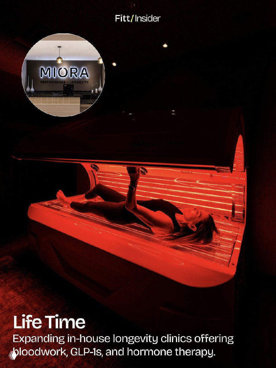 Капсула красной фототерапии и логотип MIORA в круге — пример longevity-клиник внутри клубов и процедур восстановления в Life Time.