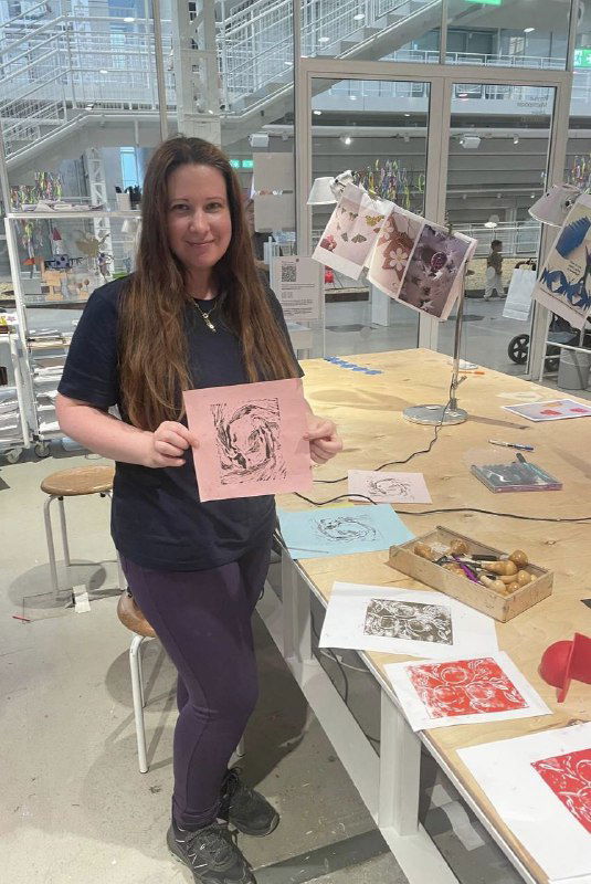 Линогравюра: что это и польза для арт‑терапии