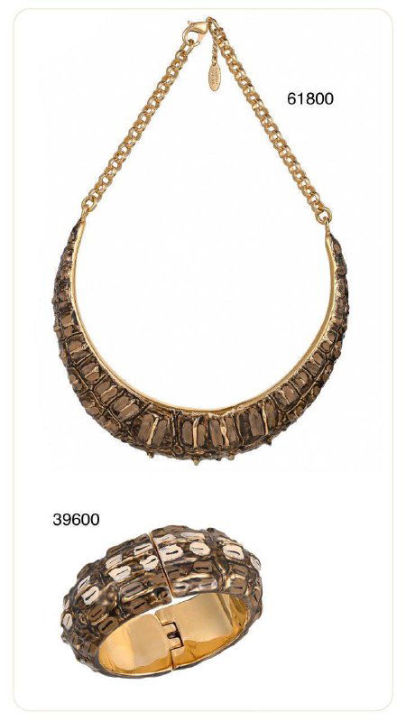 Крупный кадр массивного колье и широкого кольца Annibale Baldini в тёплой золотистой палитре, каталожная композиция без моделей на светлом фоне.