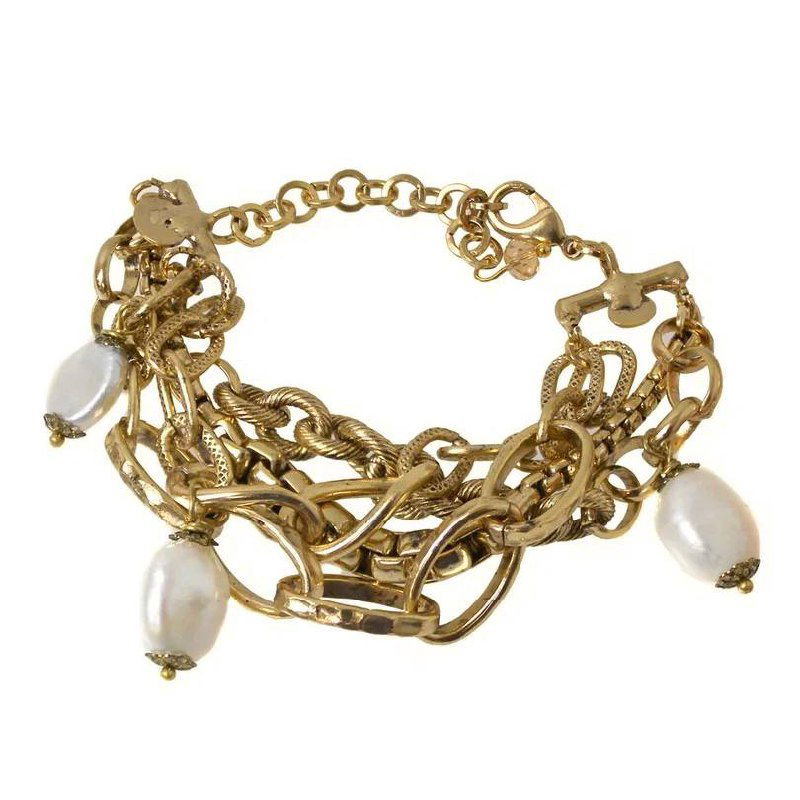 Браслет из звеньев цепи и барочных жемчужин в золотистой отделке, крупный план изделия с акцентом на фактуру, форму и замок.