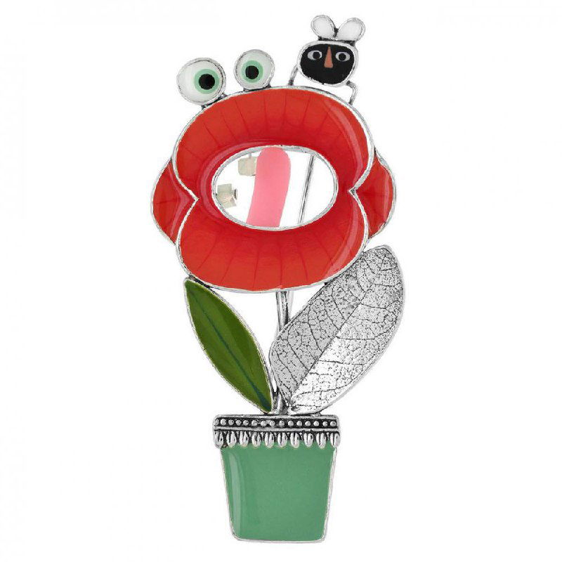 Брошь TARATATA в виде красного цветка с зелёным горшком, крупный план, видна эмаль и декоративная металлическая отделка.
