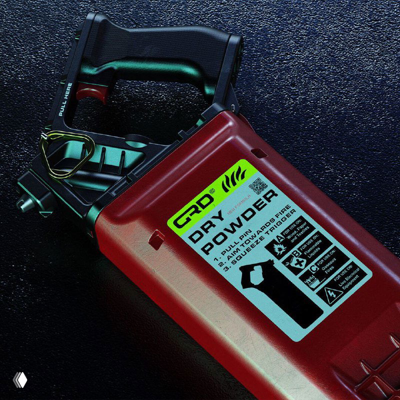 Красный флакон в стиле хард‑серфейс с наклейкой и техническими пиктограммами на тёмном текстурном фоне — детализированный 3D‑концепт предмета.