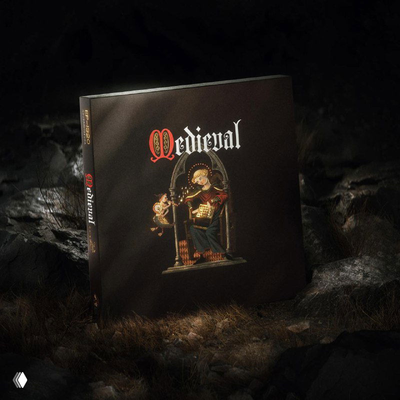 Упаковка EP—1320 medieval с иллюстрацией в готическом стиле: тёмная обложка, буквица и декоративный средневековый арт.