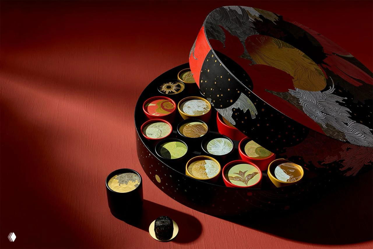 Необычная упаковка шоколада «25 Moons of Our Solar System»