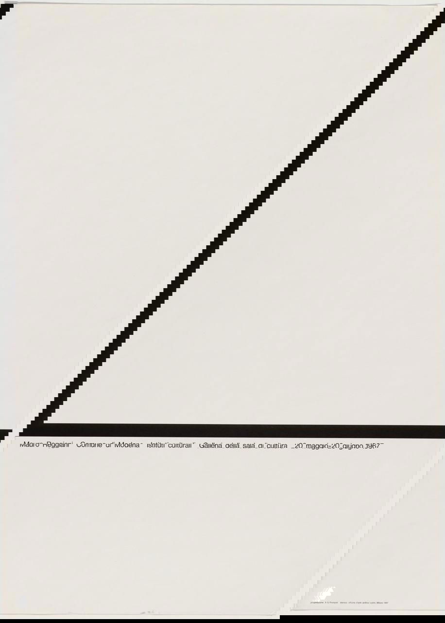 Плакат с чёрными горизонтальной и вертикальной полосой внизу и слева; минималистский каркас и акцент на поле для контента.