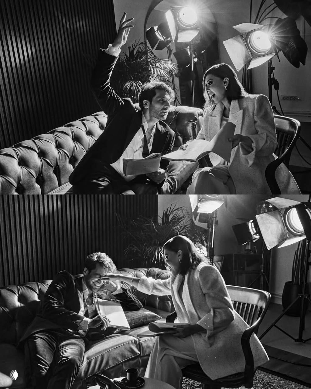 Дуэт Чехре и Урганджиоглу в динамичной репетиции на диване под ярким стайдж‑светом: два соседних чёрно‑белых кадра с актёрской коммуникацией.