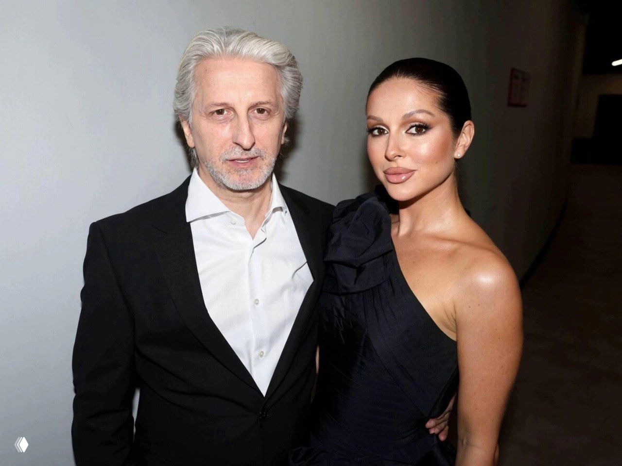 Певица Нюша: отношения с отцом-продюсером