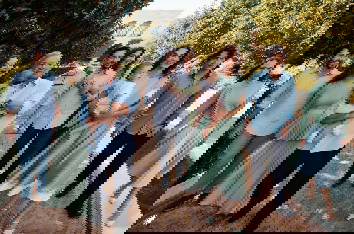 Королевская семья Иордании: новогодняя открытка