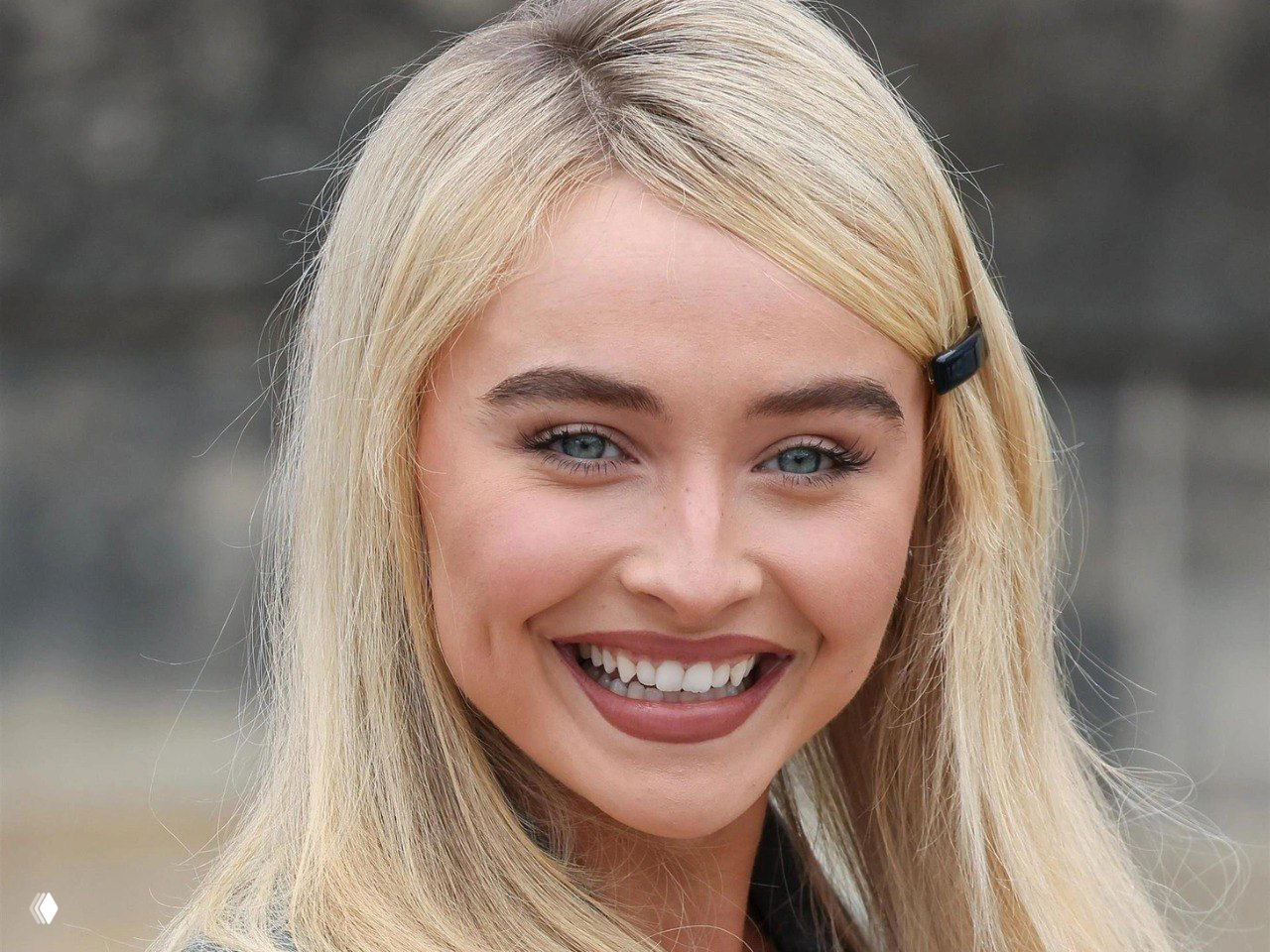 Косые чёлки: возврат тренда из нулевых и десятых