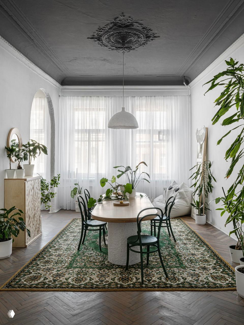 Лепнина в интерьере: 95+ фото и идей