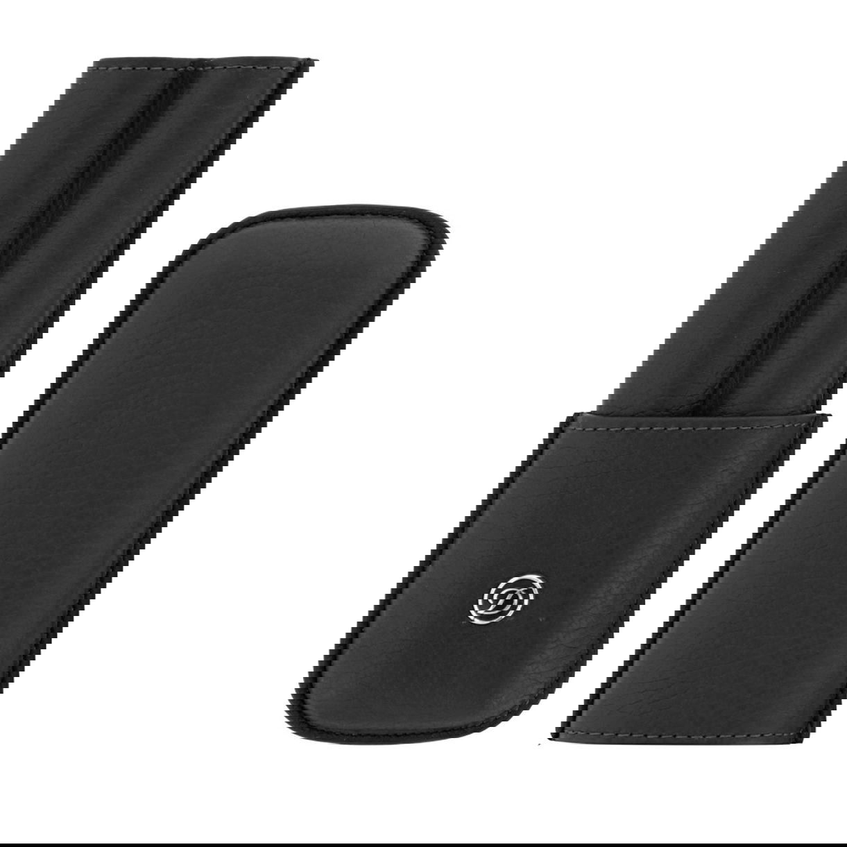 Чёрный кожаный футляр для аксессуаров (ручек, очков или инструментов) на белом фоне — аккуратный, практичный и универсальный подарок для делового человека.