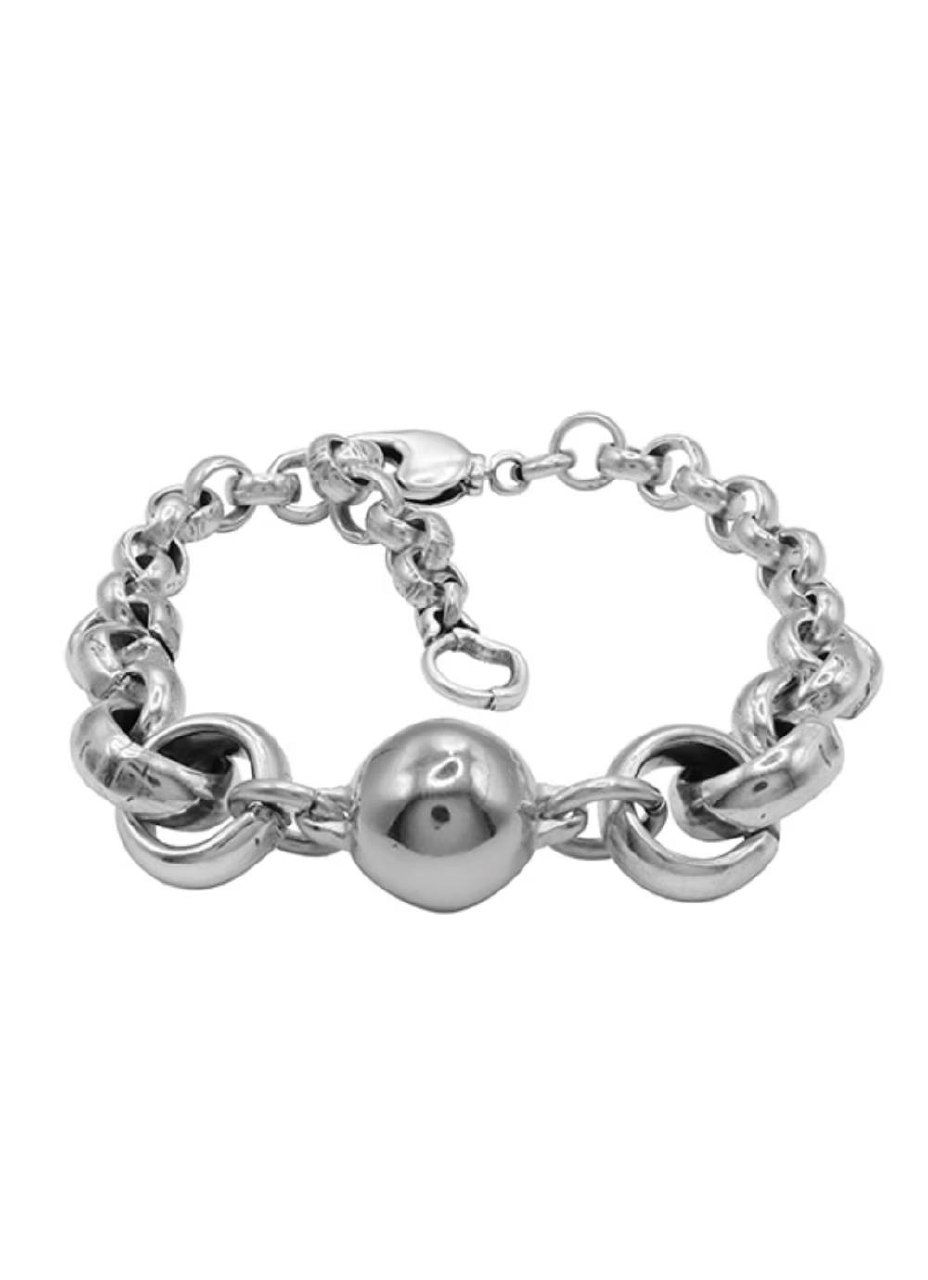 Две серебристые цепочки Ciclon на белом фоне, видны кольца и декоративные подвески; студийный снимок для каталога магазина Rosone.