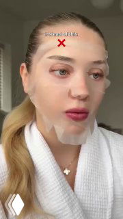 Крупный план женщины с тканевой маской, которая сползает и неправильно лежит на лице; заметна пометка сверху как индикатор проблемы.