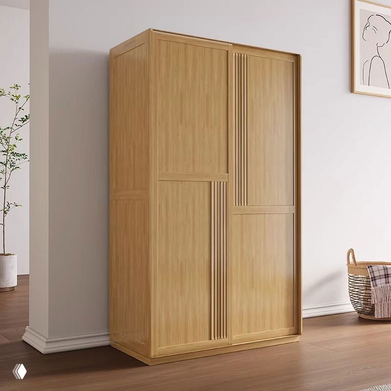 Шкаф из массива дуба — натуральная роскошь