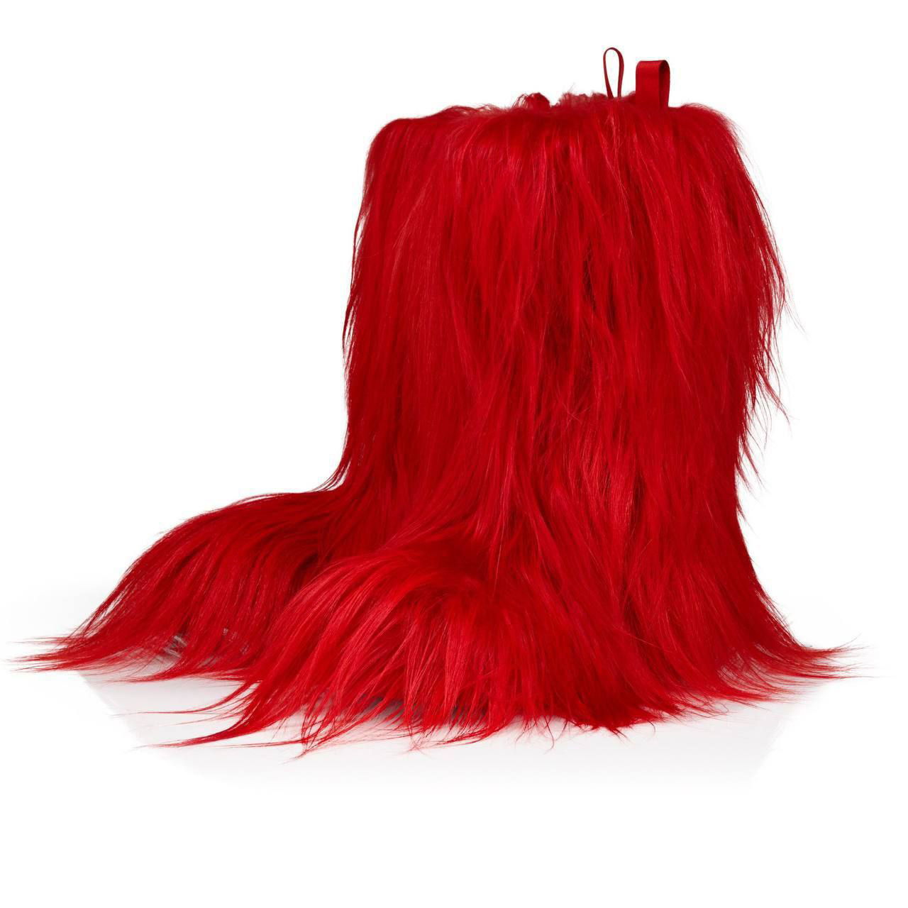 Скучали по лабутенам?