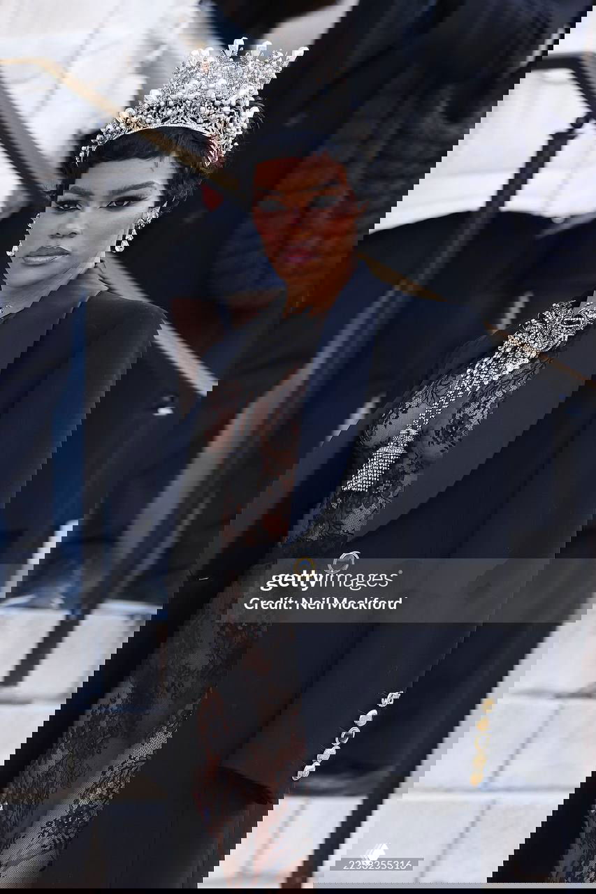 Schiaparelli на Неделе высокой моды в Париже