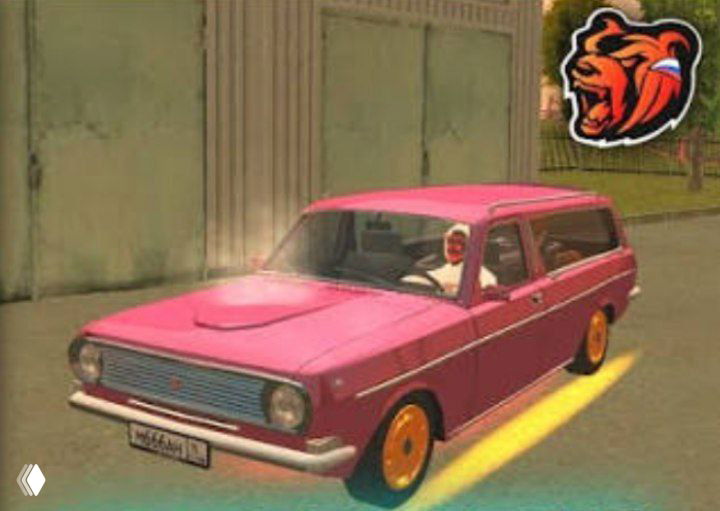 Розовая универсалка (Marrusia B2) в игровом окружении, за рулём персонаж, подсветка под днищем — скриншот из проекта Black Russia.